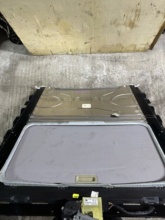 Люк bmw e60  стеклянный