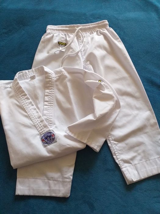 Кимоно за бойни спортове карате , джудо   128