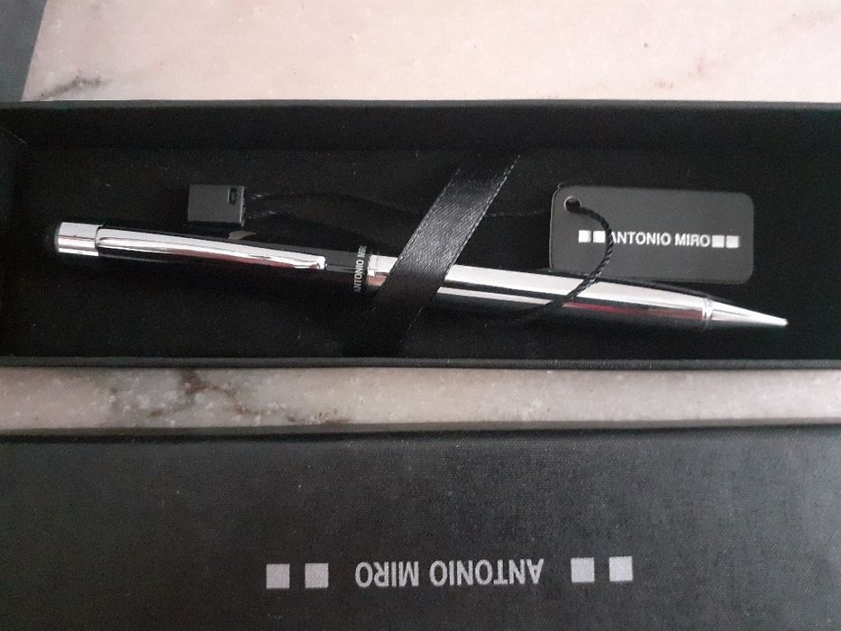 Lot de stilouri și pixuri de marca cu garantie