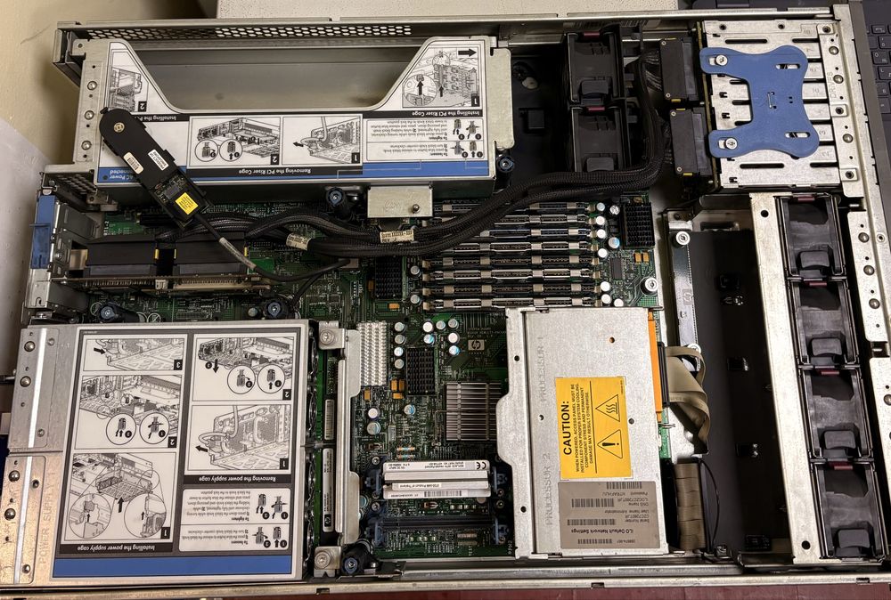 Сервер HP Proliant DL380 G5