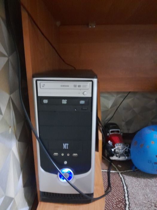 Продам компьютер
