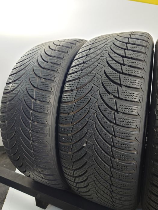 Set 205/55R16 Nexen 7mm stare foarte buna