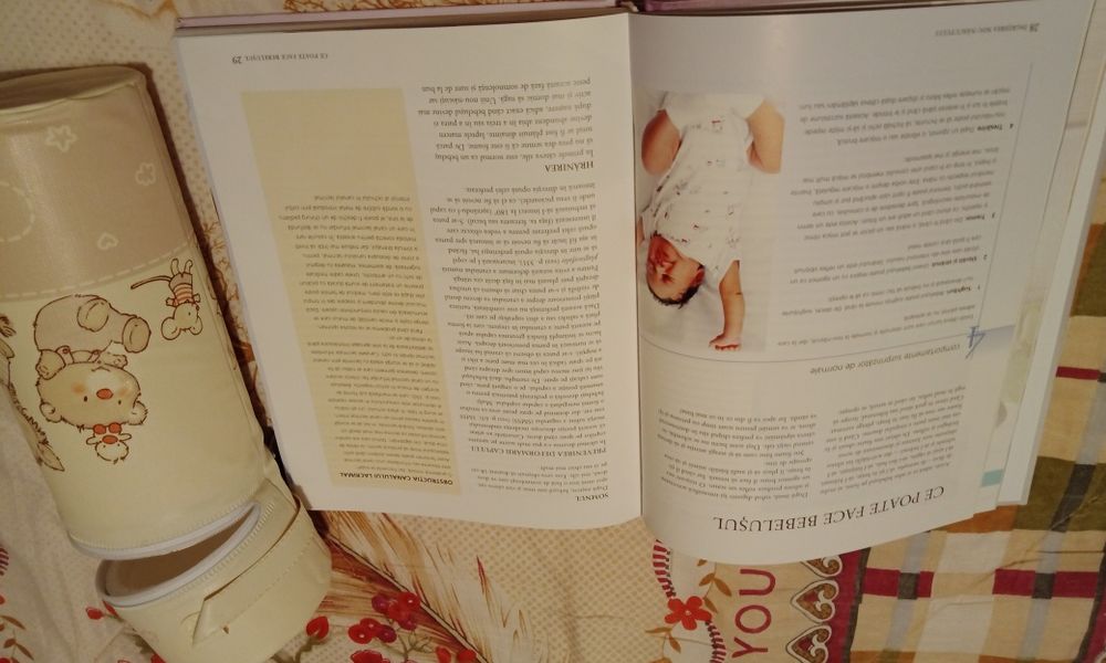 Vând carte ca noua,cadou termosul pt biberoane