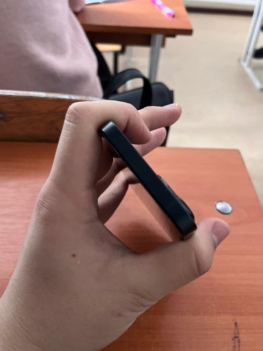 Iphone 13 черный