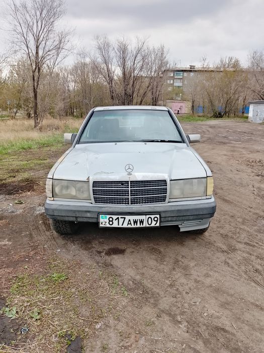 Продаю Мерседес 190е