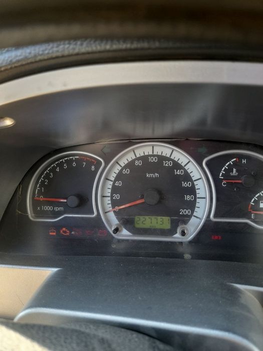 Nexia 2 Donc metallka svet 2008 yil probeg 227000 kondetsioner bor