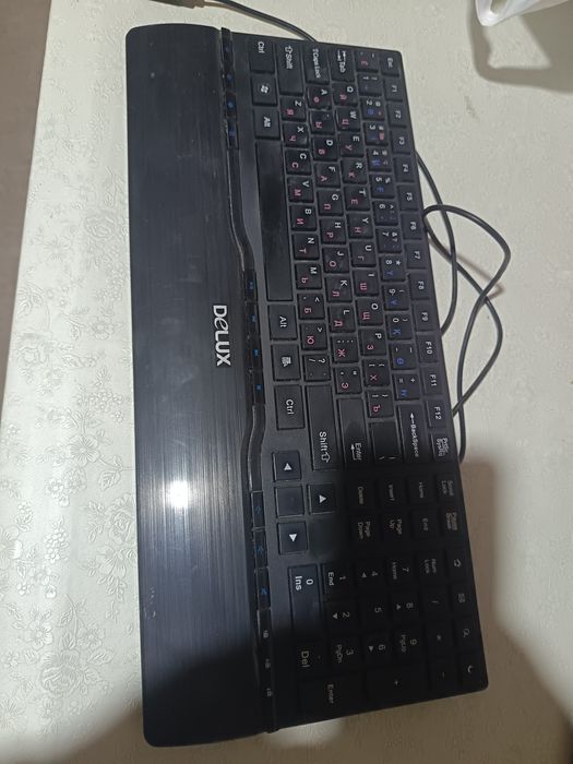 Клавиатура мышка коврик