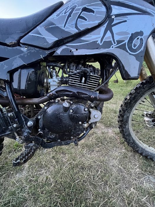 Vând sau schimb cross 125 cadru mare, motor vertical