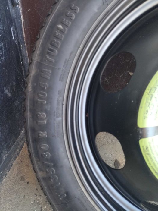 Гуми 16,17 и 18 цола и патерица