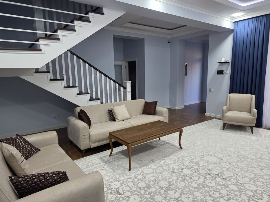 Долгосрочная аренда 4х комн коттедж, Альфраганус