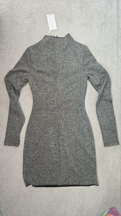 Стилна нова рокля Mango