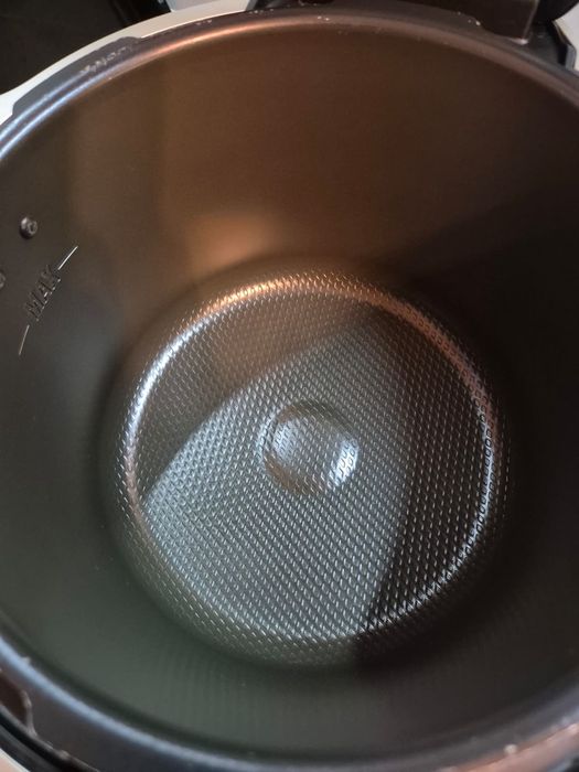 Multicooker inteligent cu gătire sub presiune Tefal Cook4me Touch CY912831 cu conexiune WiFi
