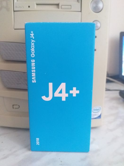 Продам Samsung j4 plus