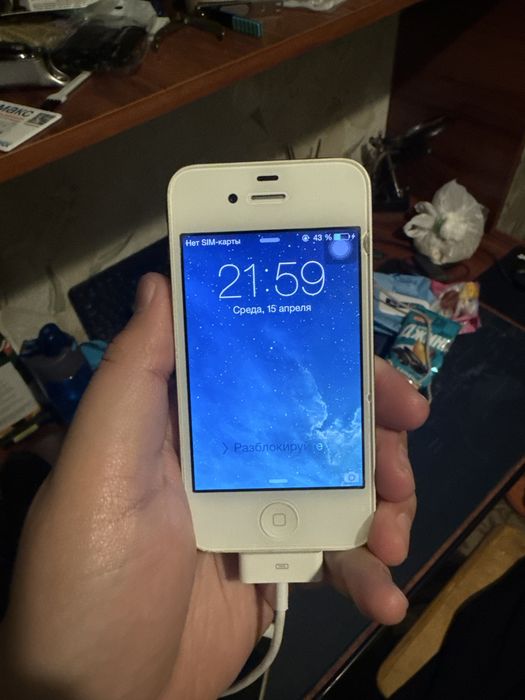 Продам iphone 4 8 gb