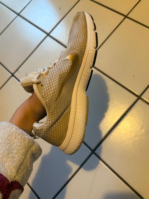 Женски маратонки