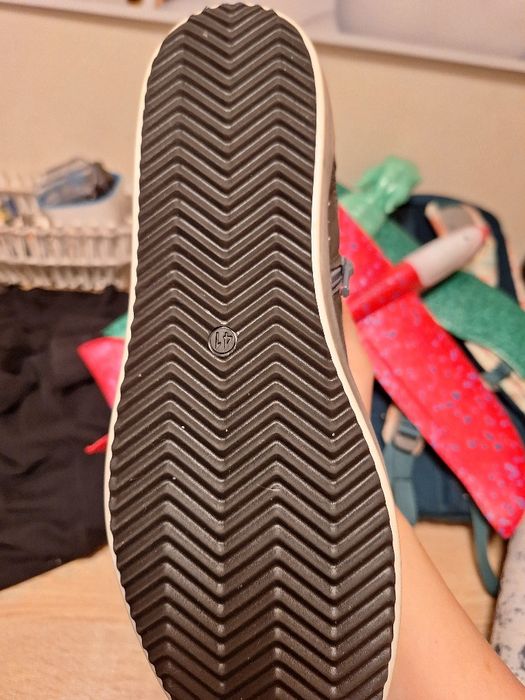 Оригинални естествена кожа 41 размер Nude кубинки висок кец