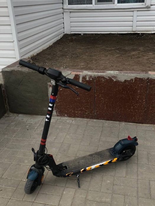 самакат и электровелосипед