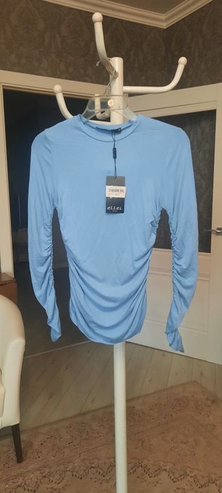 Лонгслив и кроп топы