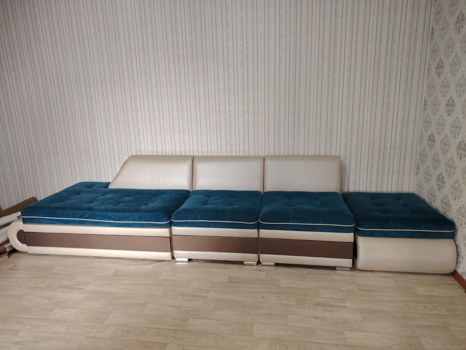Мягкая мебель. Диван