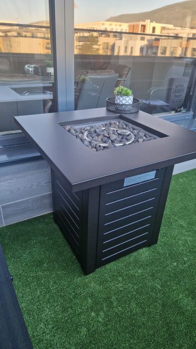 Газово огнище, маса