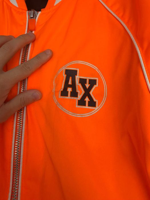 Armani exchange бомбер