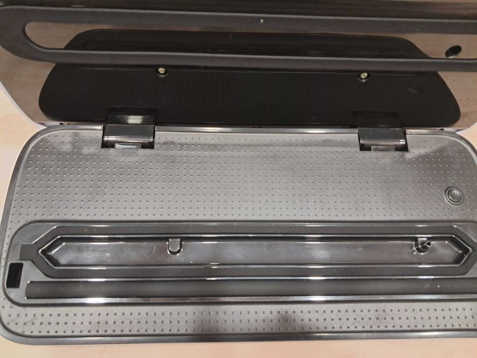 Уред за вакумиране