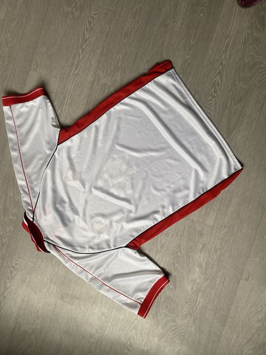 Футболки спортивные