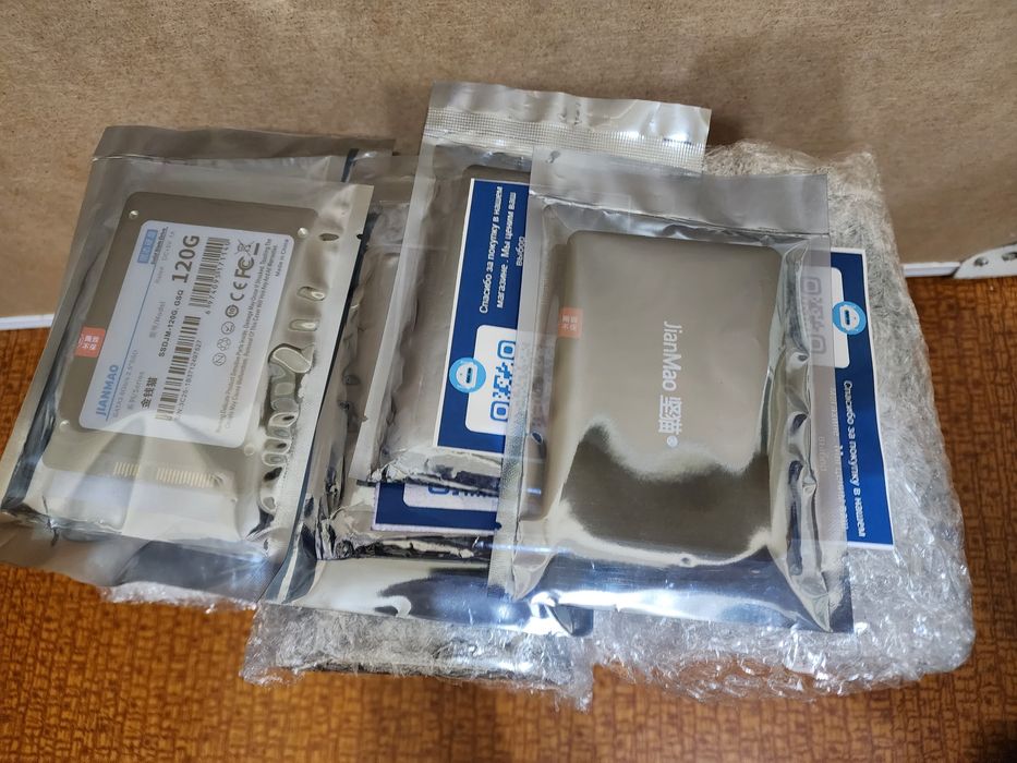 SSD 120 GB YANGI jianmao