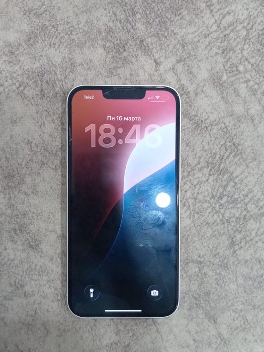 Продам   айфон 13 белый