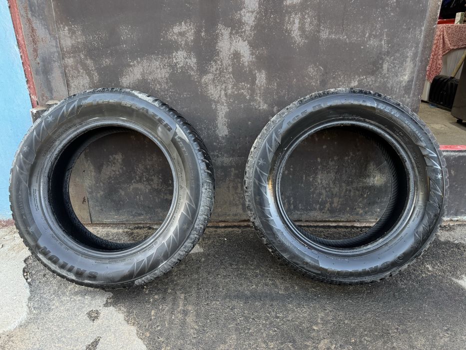 Продам комплект б/у зимней резины SAILUN 215/60R16