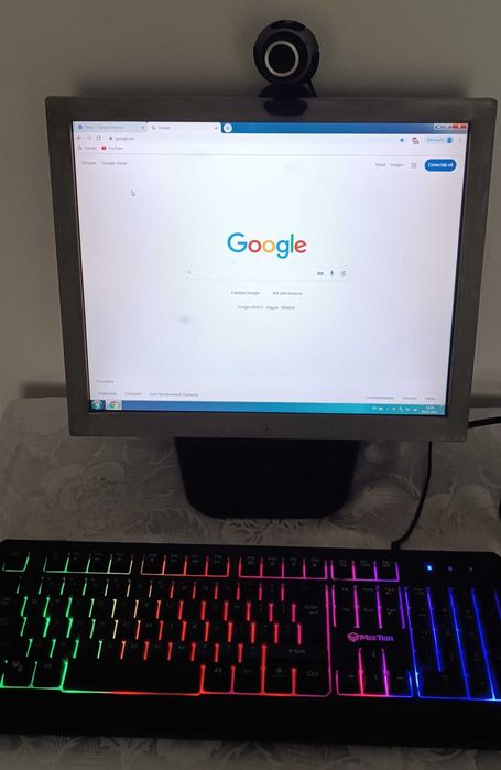 Unitate PC funcțională + Monitor LCD, Webcam, Tastatură, Mouse
