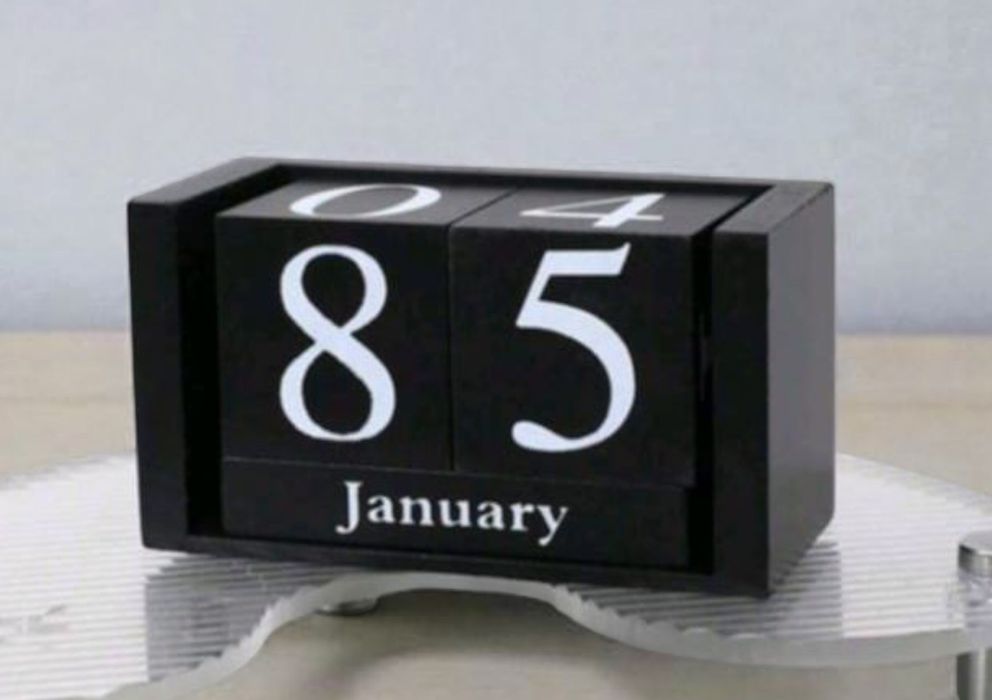 вечен календар 
20лв за брой