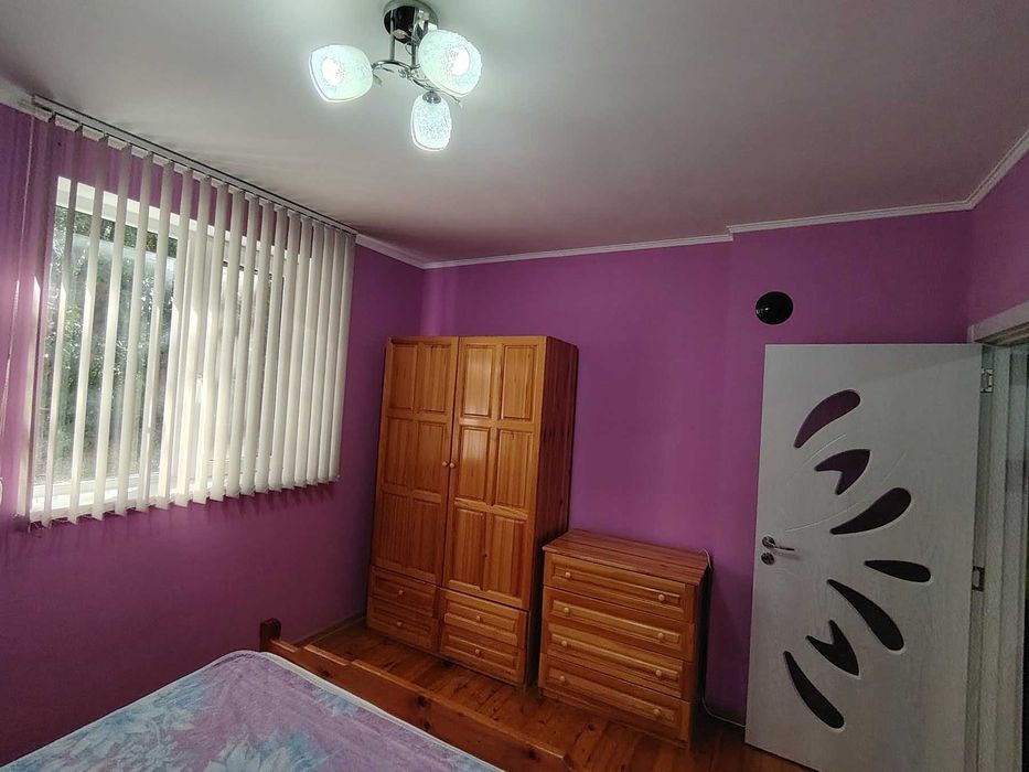 Продава се Тристаен апартамент в Плевен, Сторгозия - 76 кв.м за 889 €/кв.м - Снимка #12