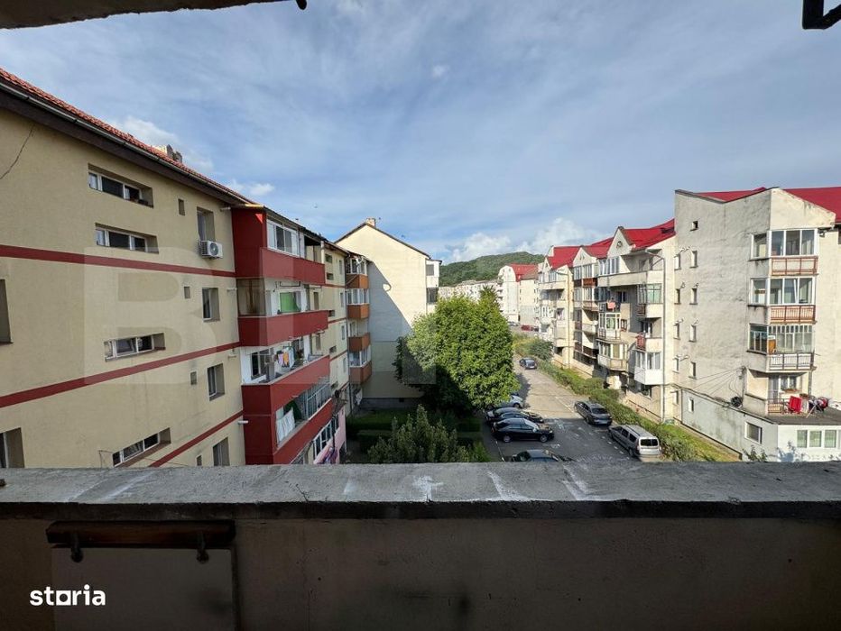 Apartament decomandat cu 3 camere spatioase si luminoase - etaj 3