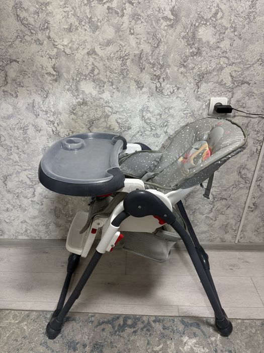 Столик для кормление