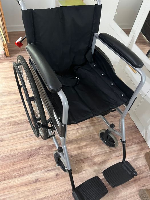 Инвалидная коляска