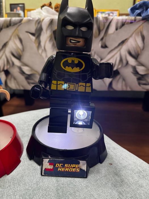 Продам оригинальные фонарь  ночник лего