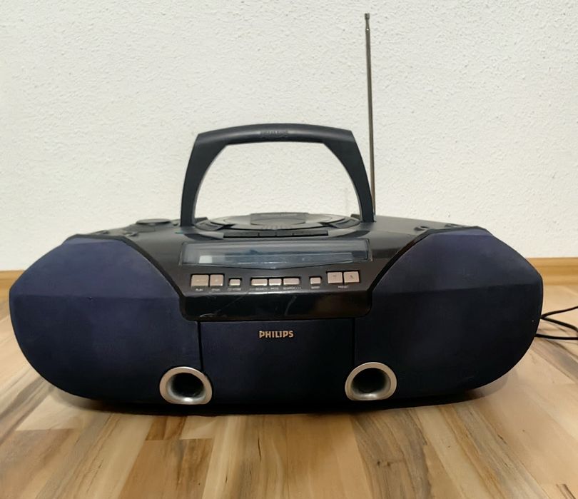 Radio casetofon boombox cu CD Philips AZ 2030 player portabil