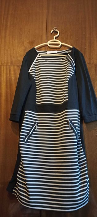 Красива макси рокля на райе