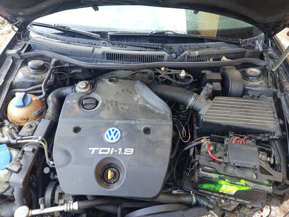 Dezmembrez sau vând golf 4 1.9 Alh
