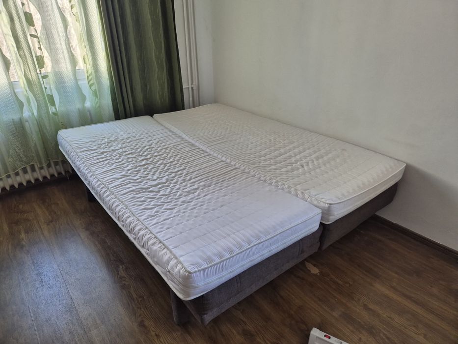 Donez canapea extensibila, utilizabila,  necesita mici reparatii