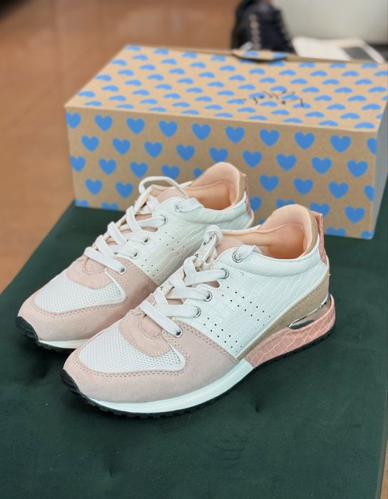 Дамски обувки La Strada маратонки Хасково Възраждане