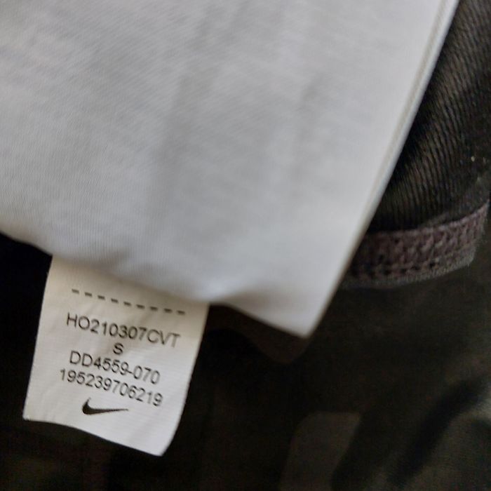 Дамско горнище Nike TechFleece  N98 Jacket и клин Nike

Като ново 

це