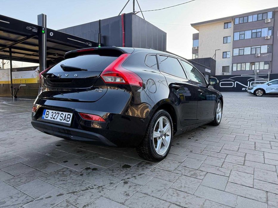Volvo V 40 2014 proprietar persoana fizica