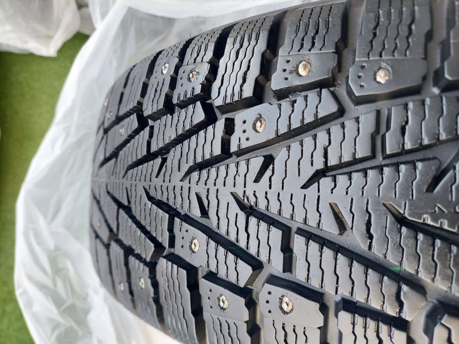 Шины Nokian 225/60/18