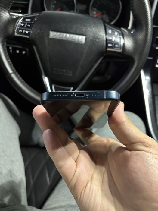 IPHONE 13 128г акб 85%