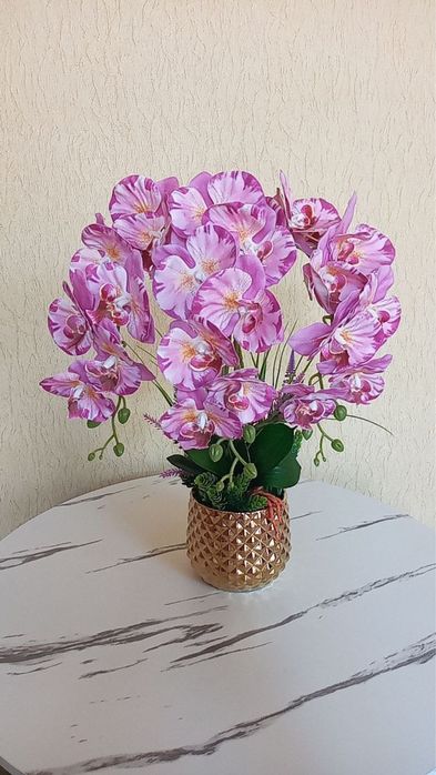 Уй ва офисларингиз учун кул мехнати оркали тайёрланган гузал  гуллар