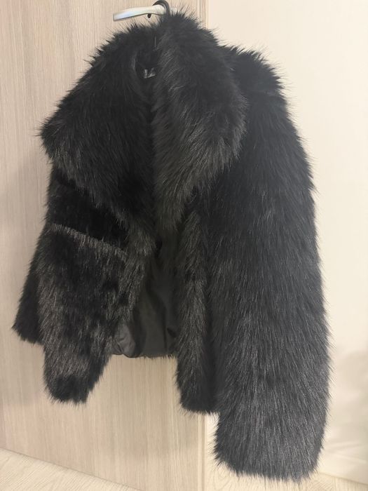 Vând haină de blană artficială
