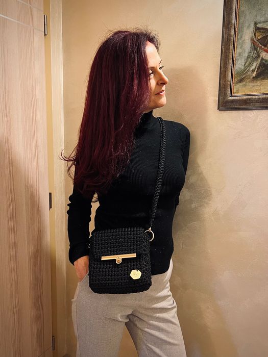Ръчно плетени дамски чанти