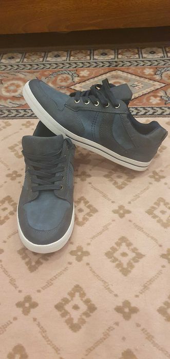 Мъжки класически кецове